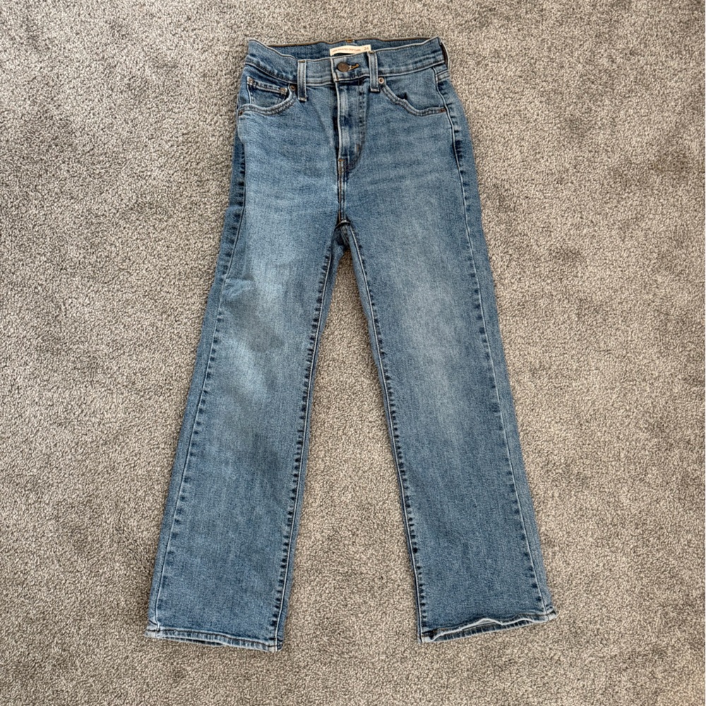 Women’s Levi’s High Waisted Crop Flair Jeans size 24